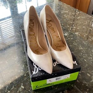 Sam Edelman Glittery Champagne Heel